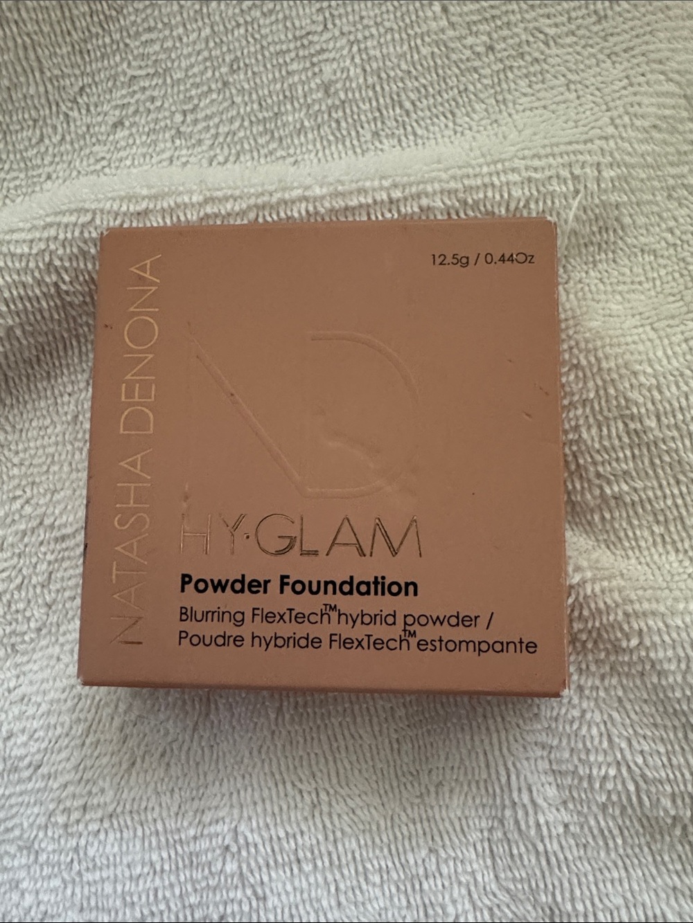 Natasha Denona Hy-Glam Powder Foundation - blurring flextech shade n4-n5